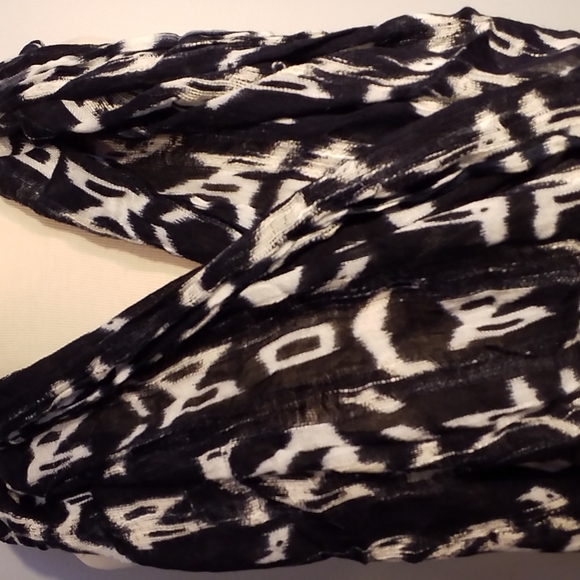 Infinity Scarf Woven Tribal Animal Print - Picture 3 of 5